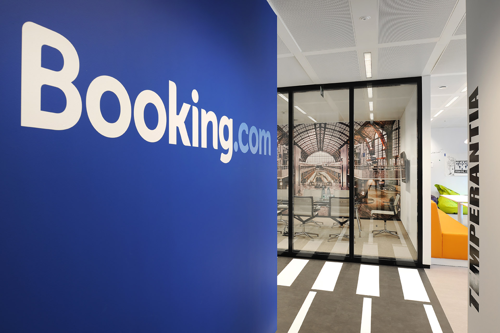 Comment améliorer la visibilité de votre logement sur Booking com Chekin