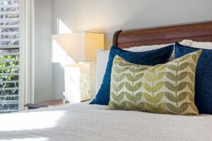 airbnb off platform policy