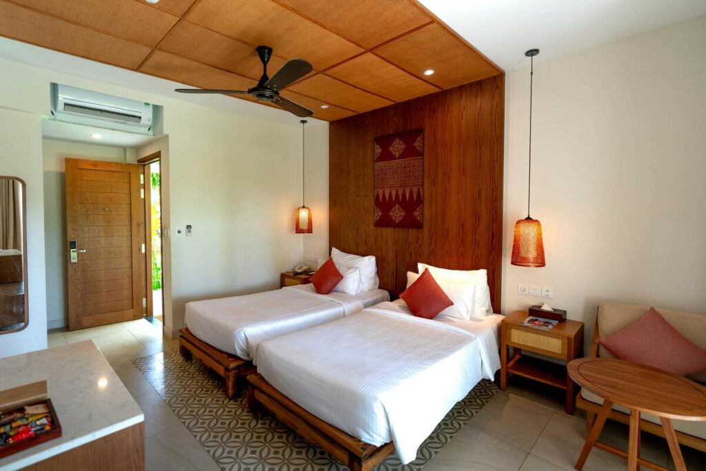 hotel bidding sites