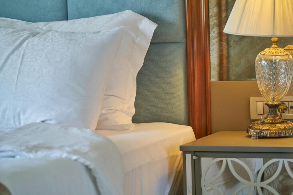 damage deposit hotel