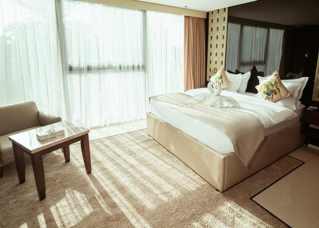 str report for hotels