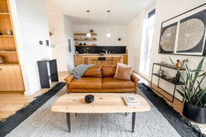 companies that manage airbnb